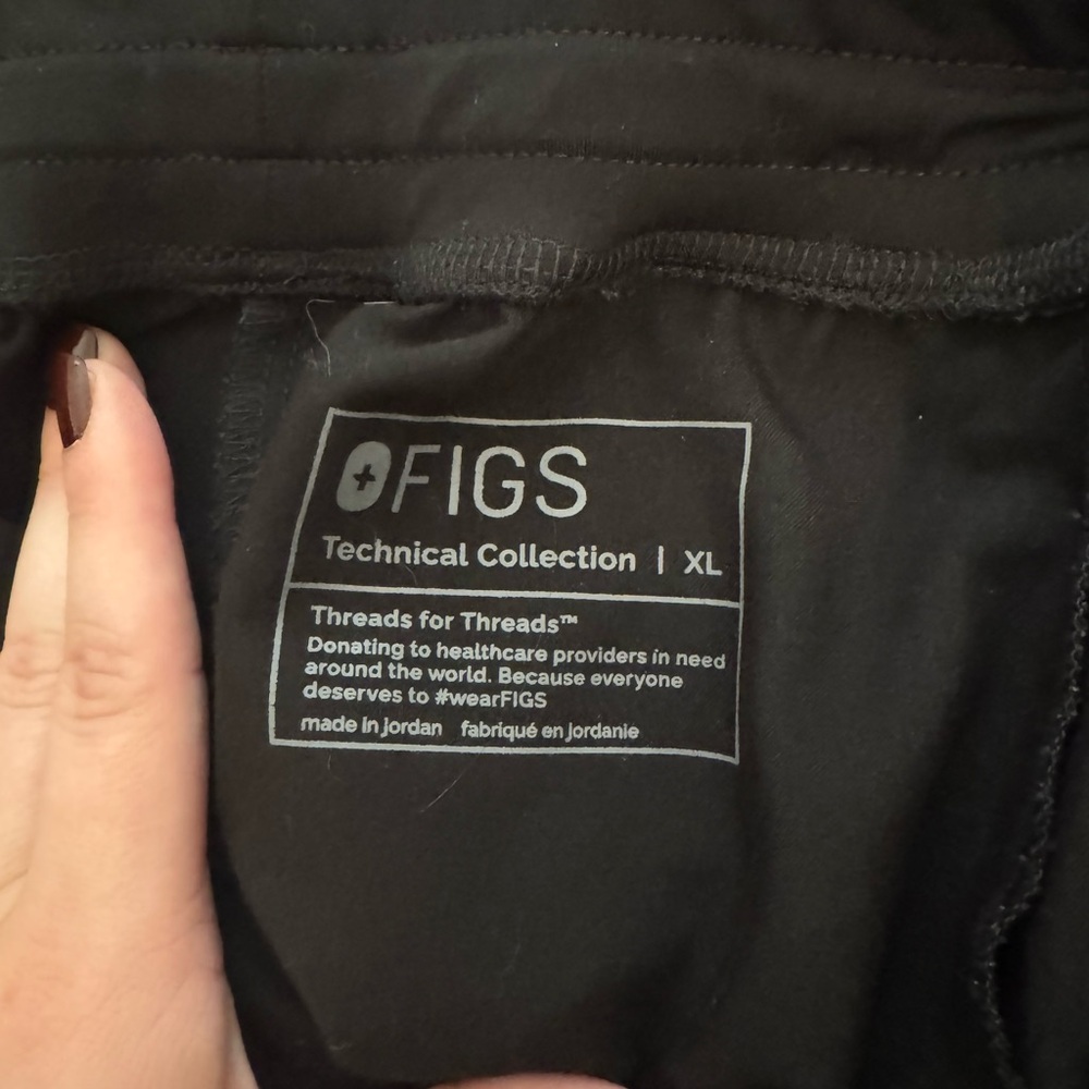 Figs Black Technical Collection Set - image 4